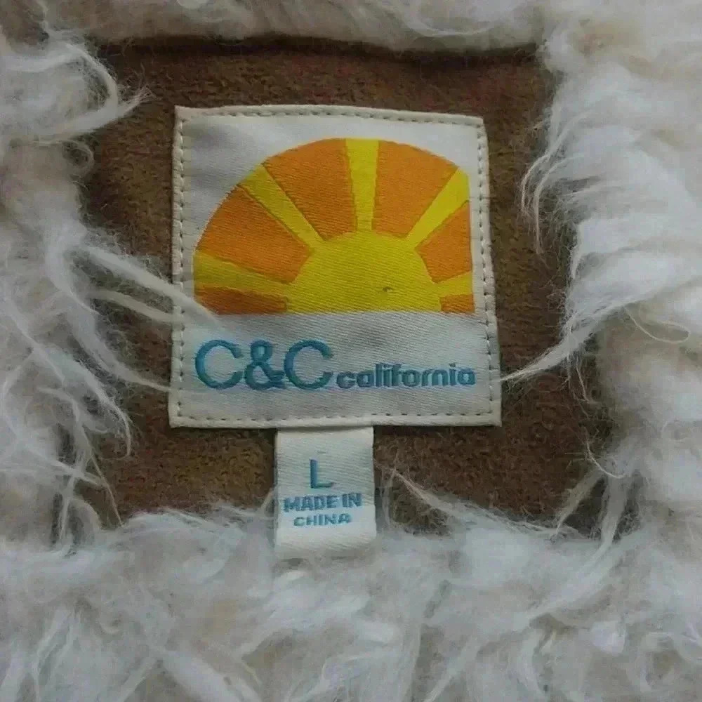 C&C California Sherpa lined Vest Size L - Picture 6 of 9